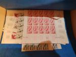 1 Gros carton de timbres du MAROC neufs, nombreuses feuilles