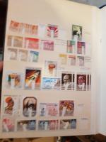 1 gros carton de 15 classeurs timbres PAYS DIVERS
