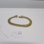 Bracelet souple or 750 Longueur 18cm env mailles à restaurer...