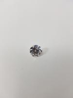 Sur papier, un diamant de taille brillant de 3.44 carats,...