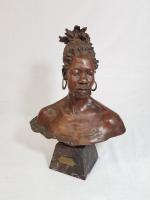 Arthur STRASSER (1854-1927) - Buste d'Africain - bronze à patine...