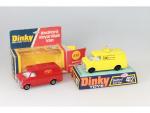 DINKY G.B., 2 fourgons Bedford, dont  ref 410 Royal...