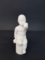 Arno MALINOWSKI pour ROYAL COPENHAGEN - Enfant - statuette en...