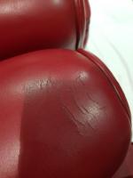 Paire de fauteuils club en cuir rouge époque milieux XXème...