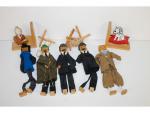 5 marionnettes en bois et fil (H : 33cm) Tintin,...