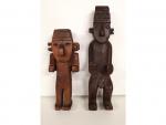 2 statuettes ethniques en bois sculpté, H : 36 et...