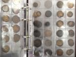 Classeur contenant 56 monnaies en bronze, France et ...
