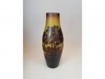 D?ARGENTAL- Vase de forme cylindrique renflée en verre gravé ...