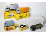 5 modèles usagés dont : 3 DINKY FRANCE Simca Cargo...