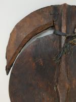 Figure de reliquaire en bois à ancienne patine brune plaqué...