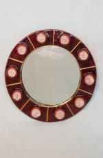 Mithé ESPELT (1923-2020) - Miroir en céramique rouge à décor...