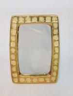 Mithé ESPELT (1923-2020) - Miroir rectangulaire, cadre en céramique à...