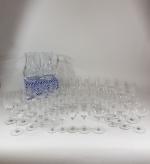 Cristallerie de Bourgogne - Service de verre en cristal taillé...