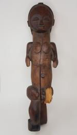 Gardien de reliquaire Biyeri masculin en bois à ancienne patine...