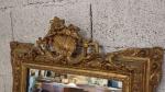 Miroir en bois et stuc doré - style Louis XV...