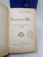 Lot de 2 ouvrages reliés :
- DEBOUT (Henri Chanoine) - Jeanne...