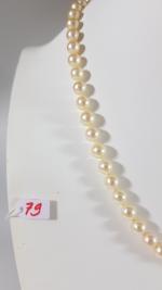 Collier composé d'un rang de perles de culture d'eau de...