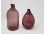 TIMO SARPANEVA (1926-2006) - Deux vases en verre violacé ...