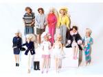 BARBIE, 10 poupées dont : 2 Ken, hôtesse de l'Air,...