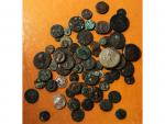 Ensemble de 66 monnaies Antiques essentiellement en bronze, ...