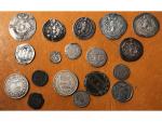 Ensemble de 18 monnaies, 16 en argent dont 6 Sassanides...
