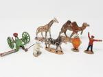 QUIRALU, lot comprenant, une faucheuse tractable, 1 girafe, ...