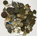 Collection de 104 médailles religieuses XVIII° et XX° siècle, argent,...