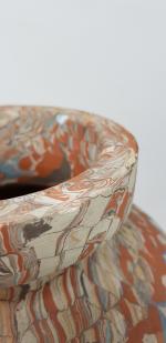 GERBINO - un vase en poterie polychrome - à décor...