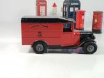 DINKY G.B. ensemble comprenant : ref 34c Camionnette postale rouge/noir,...