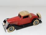 TOOTSIETOY (USA, années 30) Graham coupé rouge corail/toit beige/chassis noir...