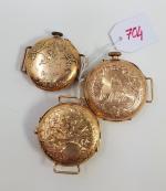 Lot de trois anciennes montres de col en or jaune,...
