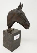 Max LE VERRIER - "Tête de cheval" - bronze à...