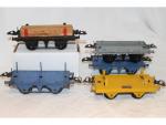 HORNBY (Angleterre), 5 wagons plats à essieux