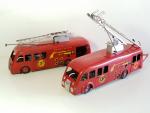 C.I.J. (Biare, v. 1939) 2 camions de pompiers Renault mécaniques :...