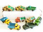 DINKY G.B. , 9 camions Bedford « O » dont...