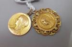 Deux médailles religieuses en or jaune - Poids : 4g20