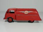DINKY FRANCE, 2 camions :ref 25U camion citerne Ford Esso...