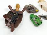 4 animaux-jouets dont une tortue mécanique en tôle Gunthermann L...