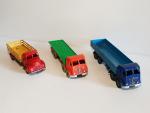 DINKY G.B., 3 camions : Foden plateau (repeint), Foden tombereau...