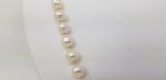 Un collier choker composé d'un rang de perles de culture...