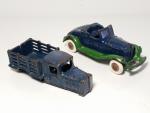 AC WILLIAMS (USA, v.1932, cast-iron)Packard 1930 cabriolet bleu/vert, L :...