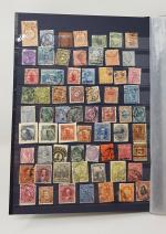 2 classeurs timbres DIVERS dont anciennes Colonies Françaises, en l’état