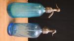 *Deux siphons au verre bleu : PELOUSE et FLEURET BOURG