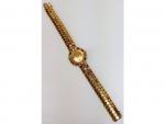 BOUCHERON Paris : belle montre bracelet de dame en or...