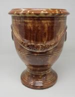 Une petite jarre en poterie vernissée de Boisset à Anduze...