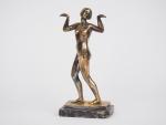Raph&el SCHWARTZ.
"Danseuse à l'égyptienne".
Sculpture en bronze argenté, fonte Barbedienne.
Signée.
H. 22,5...