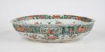 Plat creux à godrons en porcelaine de Chine XVIIIème XIXème...