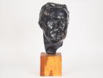 S. D. JILLEUX.
"Portrait du sculpteur BAUGE".
Sculpture en bronze socle en...