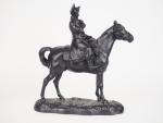 DEMANGE.
"Napoléon à cheval".
Sculpture en régule à patine noire.
Dim. 40,5 x...