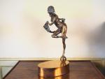 Rodelle KARPMAN. 
"Danseuse".
Sculpture en bronze signée et numérotée 1/50, cachet...